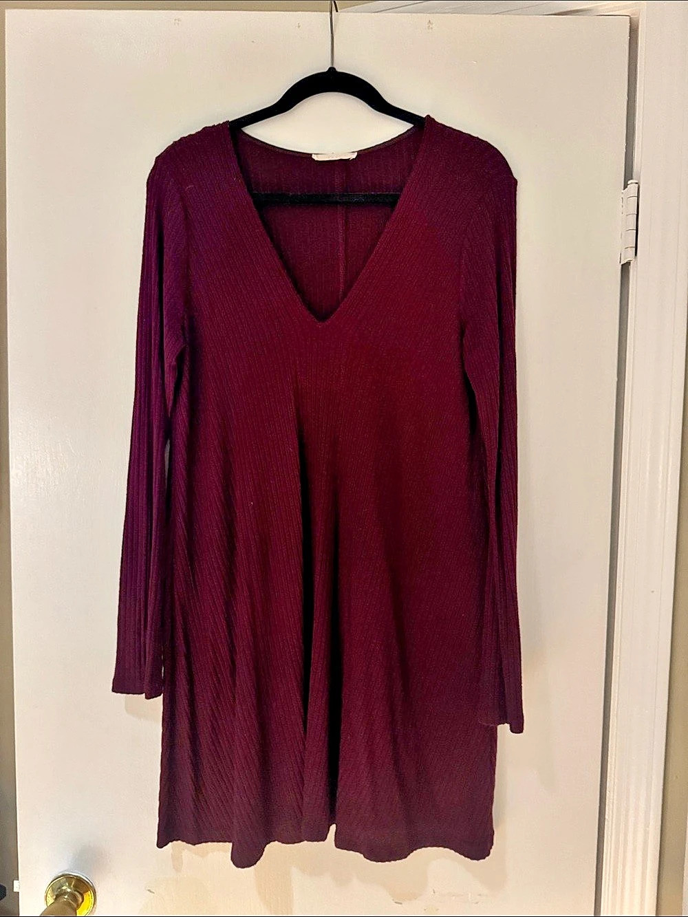 Lush V-Neck Mini Dress in Purple Size Medium